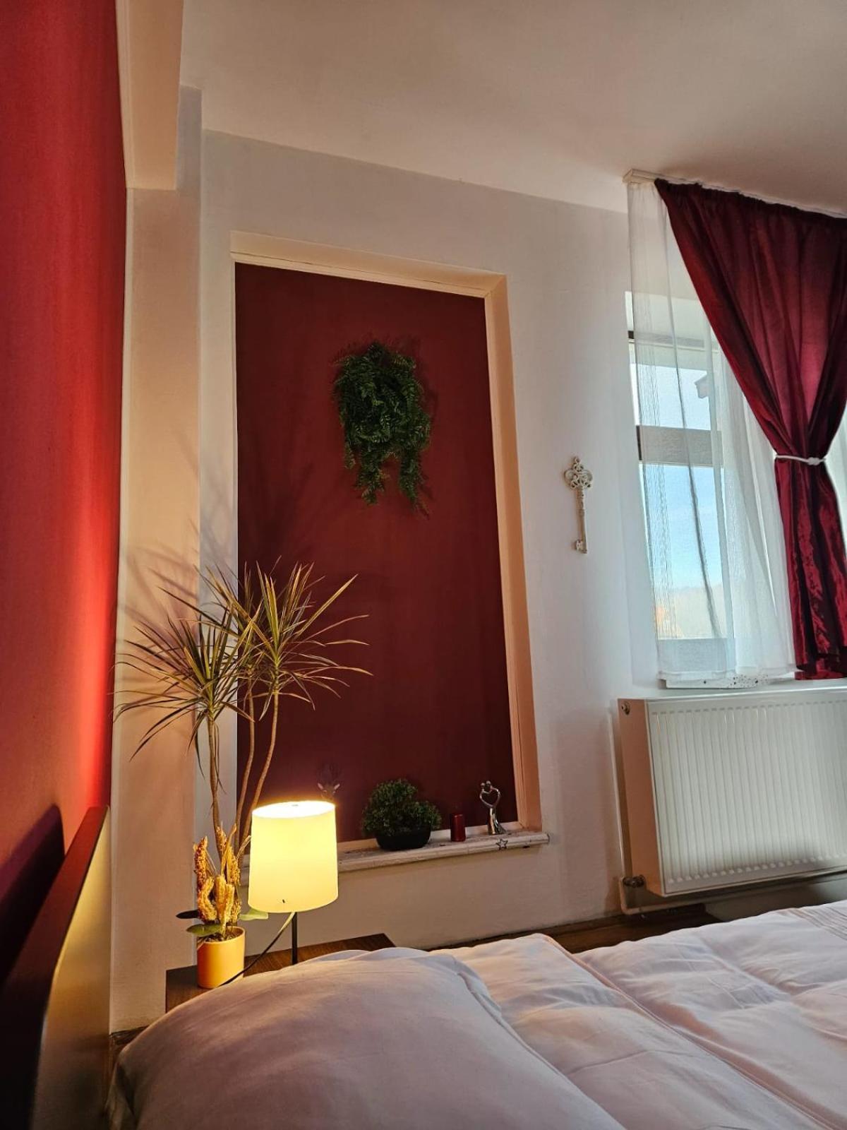 Apartment Zarnesti City Centre Vmp Free Parking Bagian luar foto