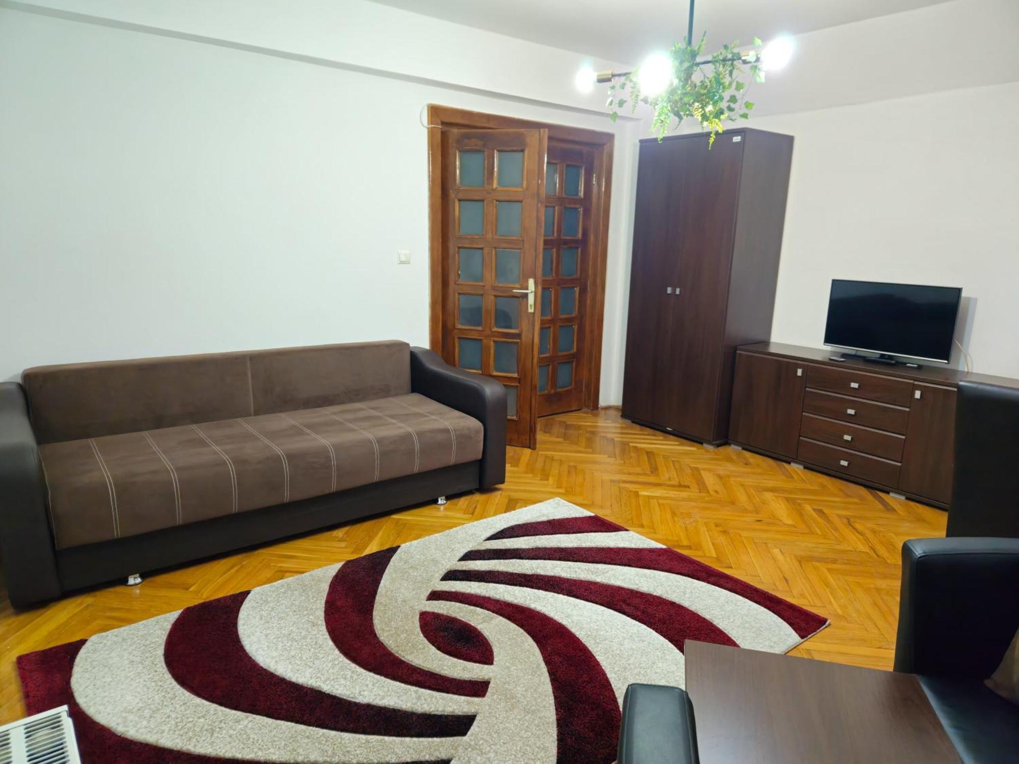 Apartment Zarnesti City Centre Vmp Free Parking Bagian luar foto