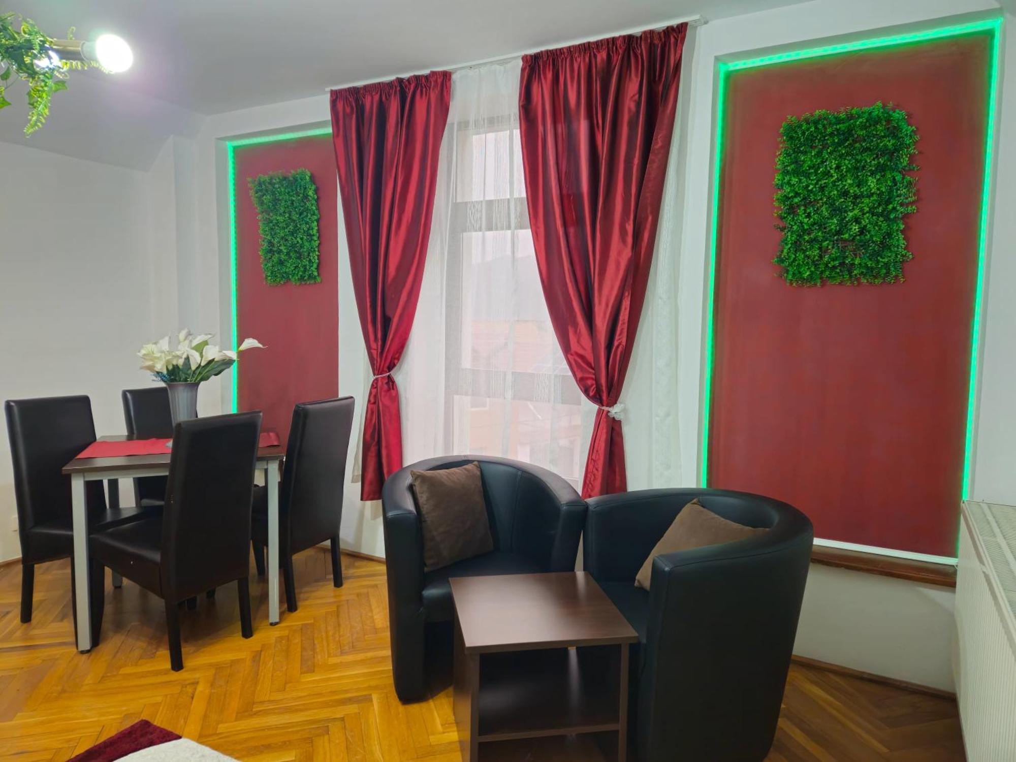 Apartment Zarnesti City Centre Vmp Free Parking Bagian luar foto