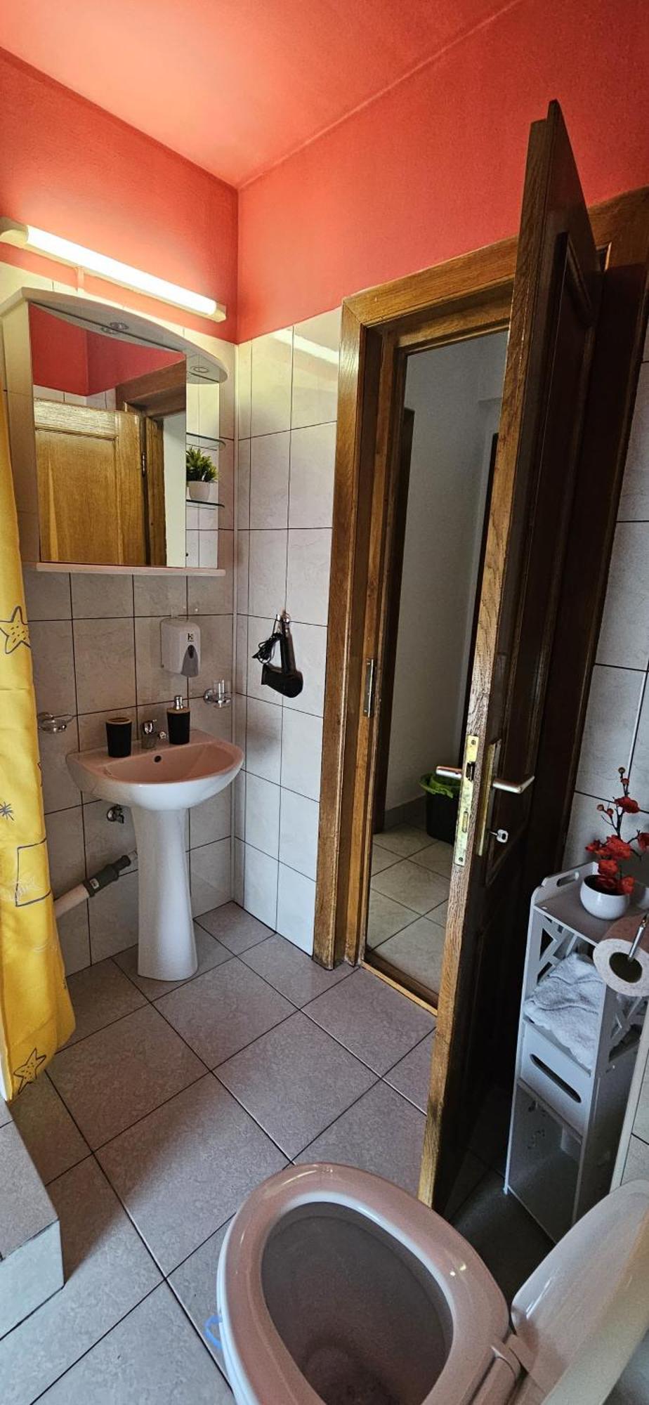 Apartment Zarnesti City Centre Vmp Free Parking Bagian luar foto