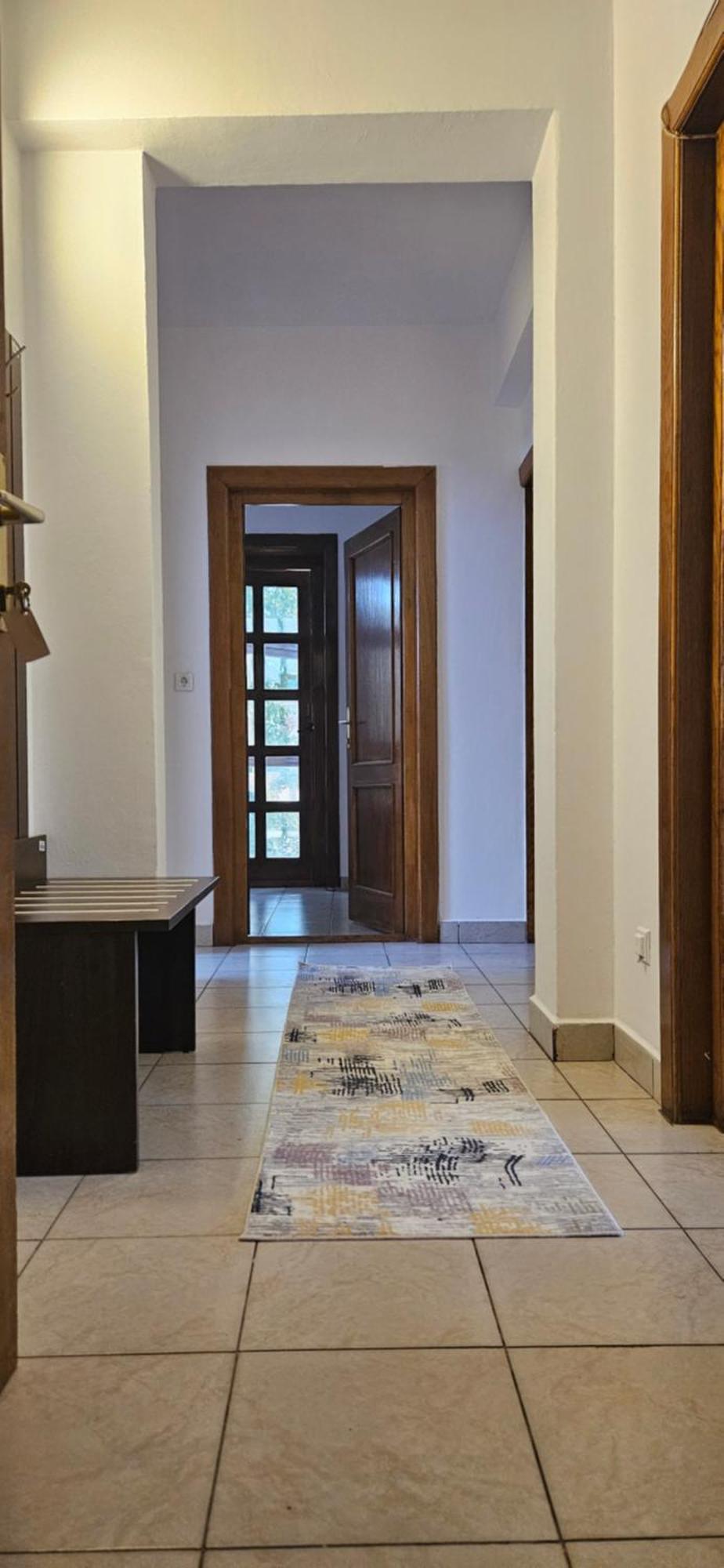 Apartment Zarnesti City Centre Vmp Free Parking Ruang foto